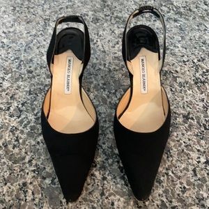 Manolo Blahnik Classic Slingback